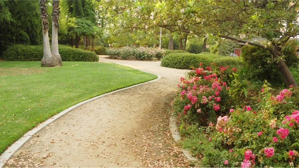 24343 Calle La Roca, Valencia, California 91354 home-pic-37